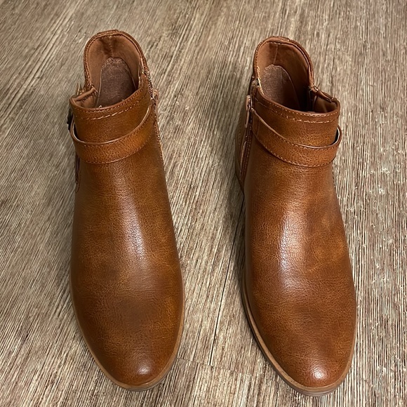 Baretraps Marconi bootie - never worn, brand new - Picture 2 of 8